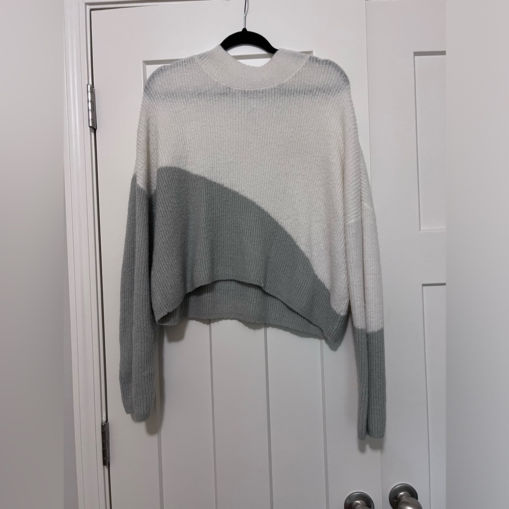 Color Block Lightweight Sweater